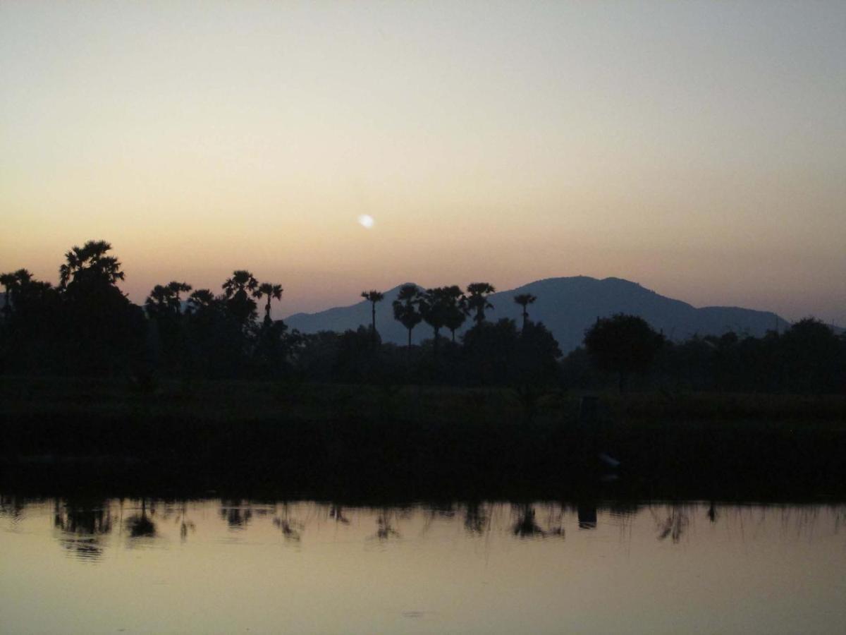 Happiness Resort Sukhothai Buitenkant foto